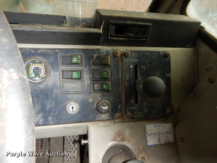 image for item HP9097 1999 Oshkosh S Series Glider  ready mix truck