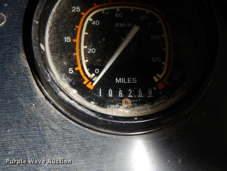 image for item HP9097 1999 Oshkosh S Series Glider  ready mix truck