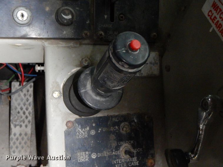 image for item HP9097 1999 Oshkosh S Series Glider  ready mix truck