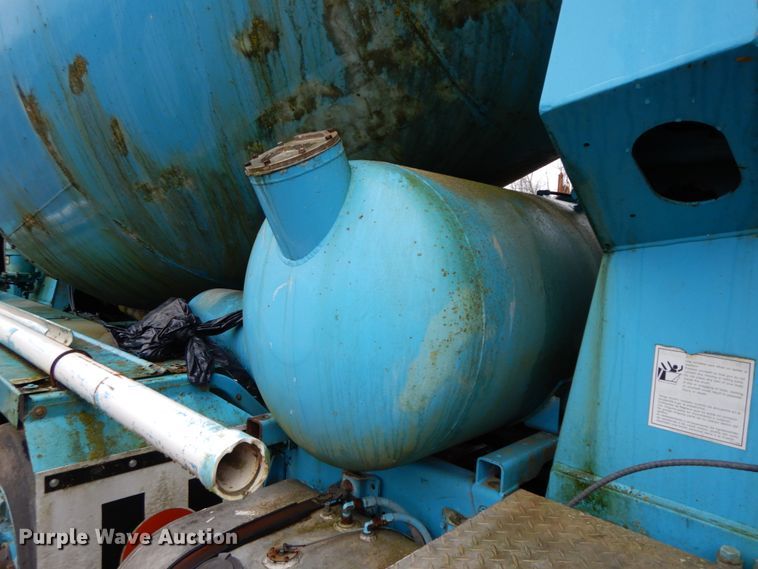 image for item HP9097 1999 Oshkosh S Series Glider  ready mix truck