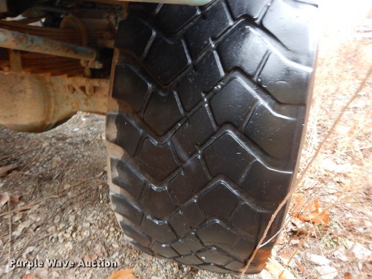 image for item HP9097 1999 Oshkosh S Series Glider  ready mix truck