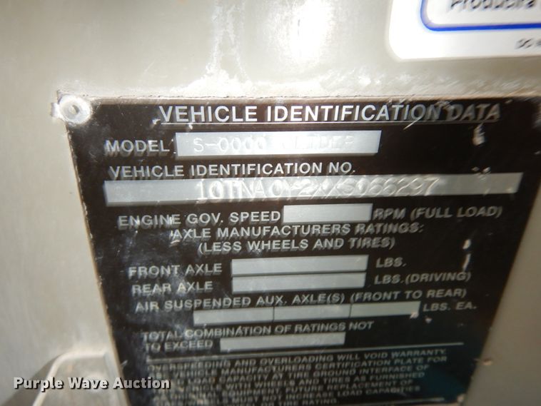 image for item HP9097 1999 Oshkosh S Series Glider  ready mix truck