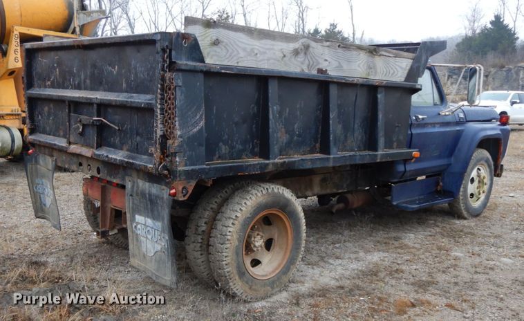 image for item HP9098 1979 Ford F600  dump truck