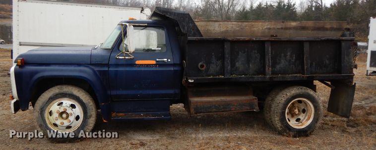 image for item HP9098 1979 Ford F600  dump truck