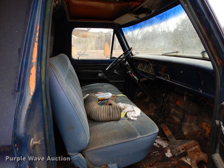 image for item HP9098 1979 Ford F600  dump truck