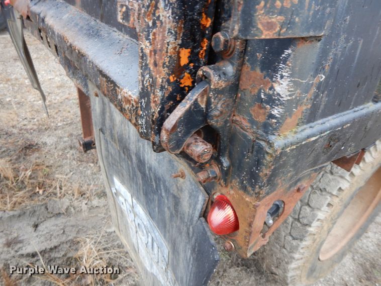 image for item HP9098 1979 Ford F600  dump truck