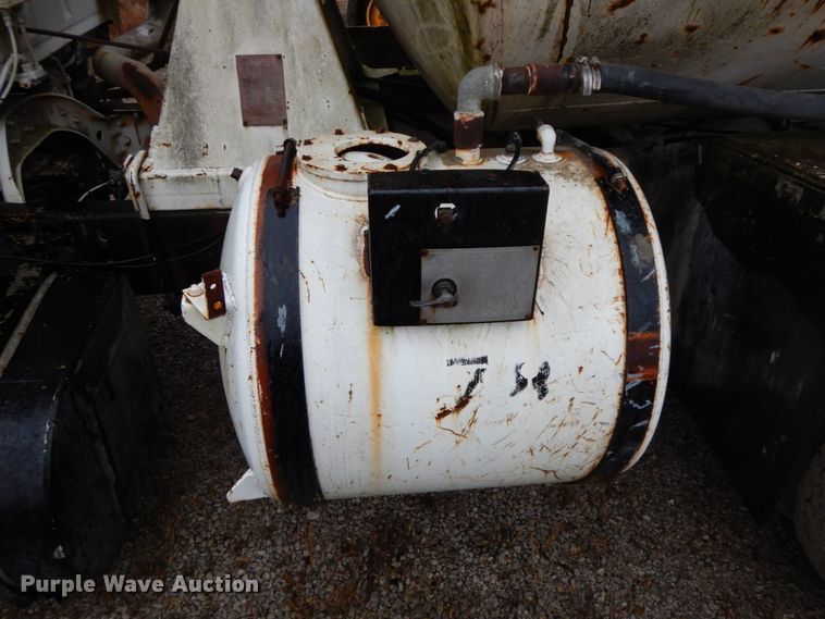 image for item HP9099 1985 Ford 9000  ready mix truck