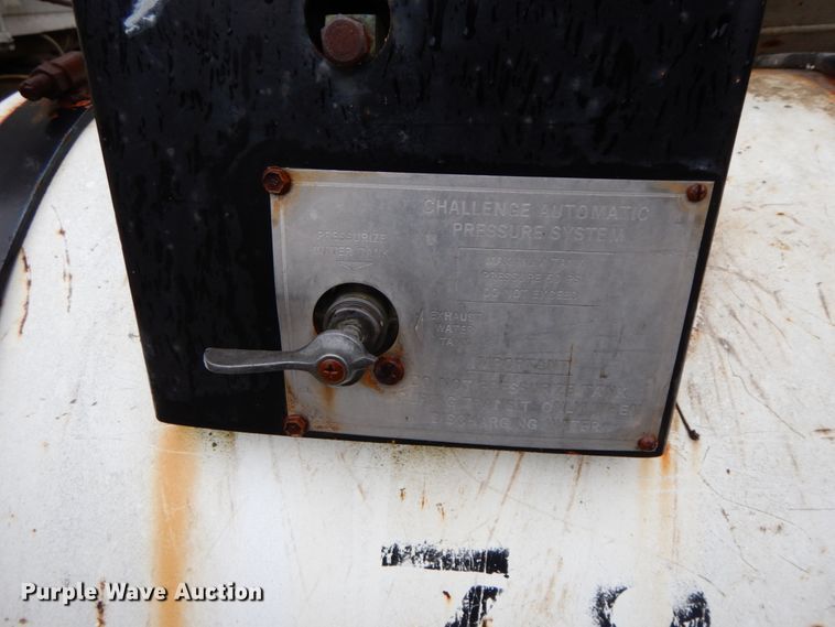 image for item HP9099 1985 Ford 9000  ready mix truck