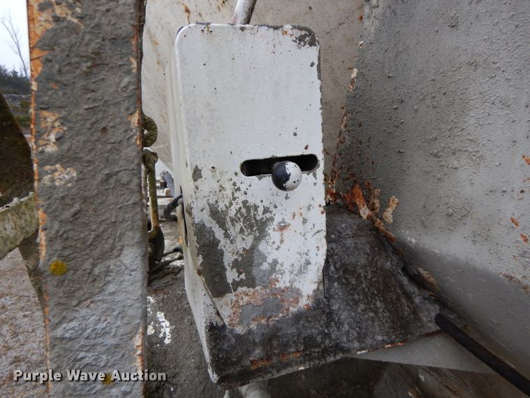 image for item HP9099 1985 Ford 9000  ready mix truck