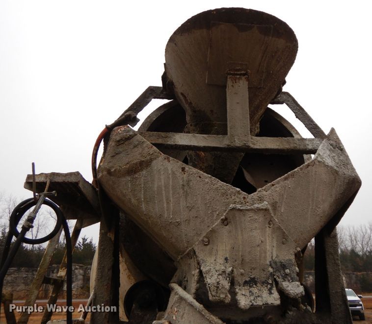 image for item HP9099 1985 Ford 9000  ready mix truck