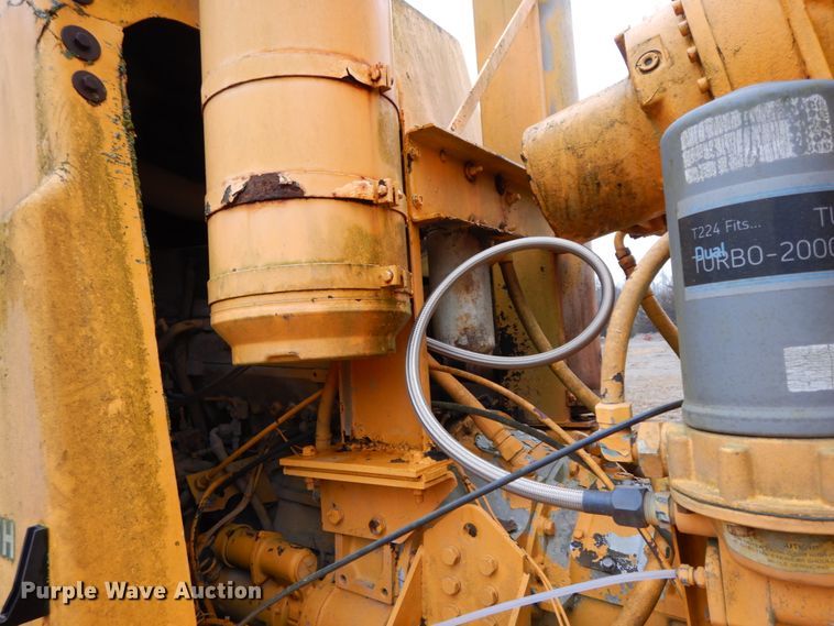 image for item HP9100 1994 Oshkosh S-2146  ready mix truck