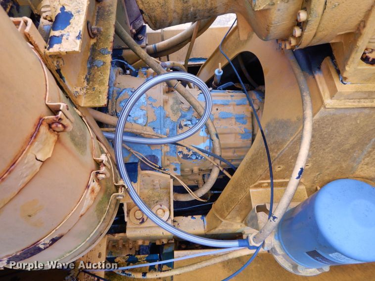 image for item HP9100 1994 Oshkosh S-2146  ready mix truck