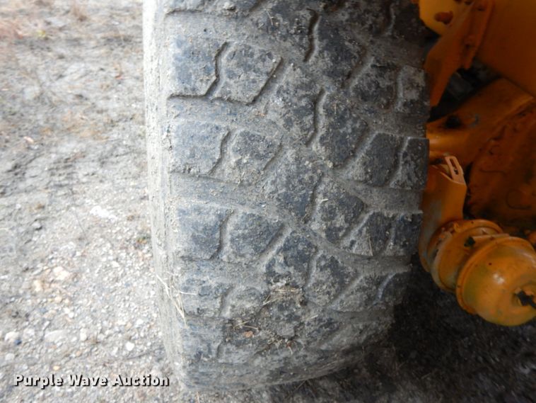 image for item HP9100 1994 Oshkosh S-2146  ready mix truck