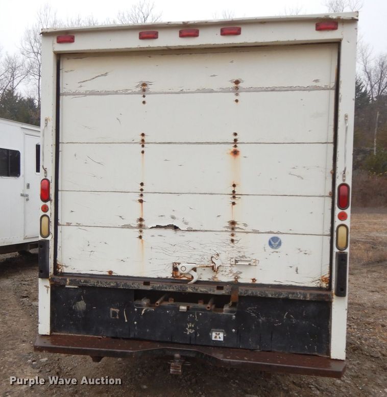 image for item HP9101 1993 GMC Vandura G3500  box truck