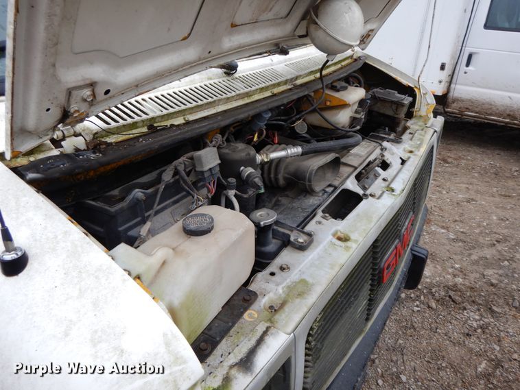 image for item HP9101 1993 GMC Vandura G3500  box truck