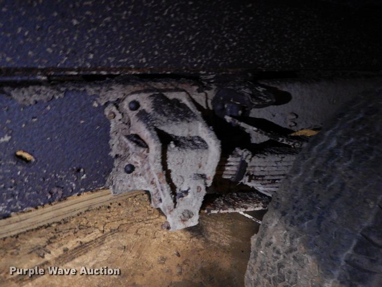 image for item HP9103 1975 Ford F700  dump flatbed truck