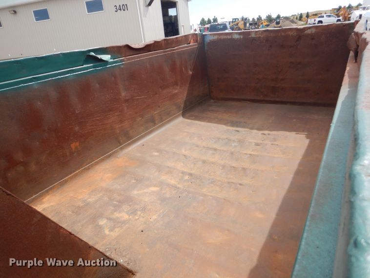 image for item HP9765 1991 Peterbilt 379  dump truck