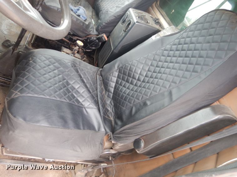 image for item HP9765 1991 Peterbilt 379  dump truck