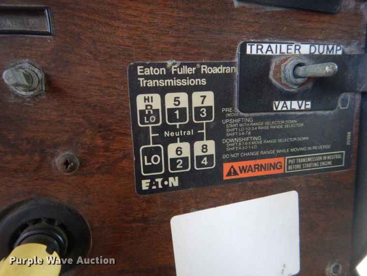 image for item HP9765 1991 Peterbilt 379  dump truck