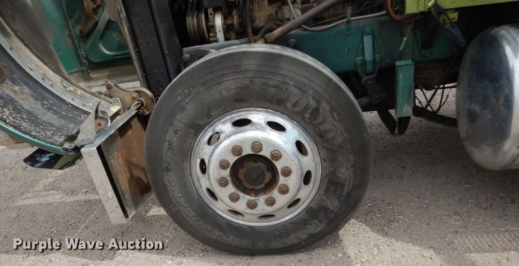 image for item HP9765 1991 Peterbilt 379  dump truck