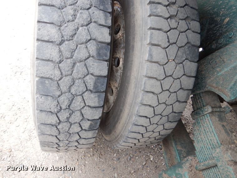 image for item HP9765 1991 Peterbilt 379  dump truck