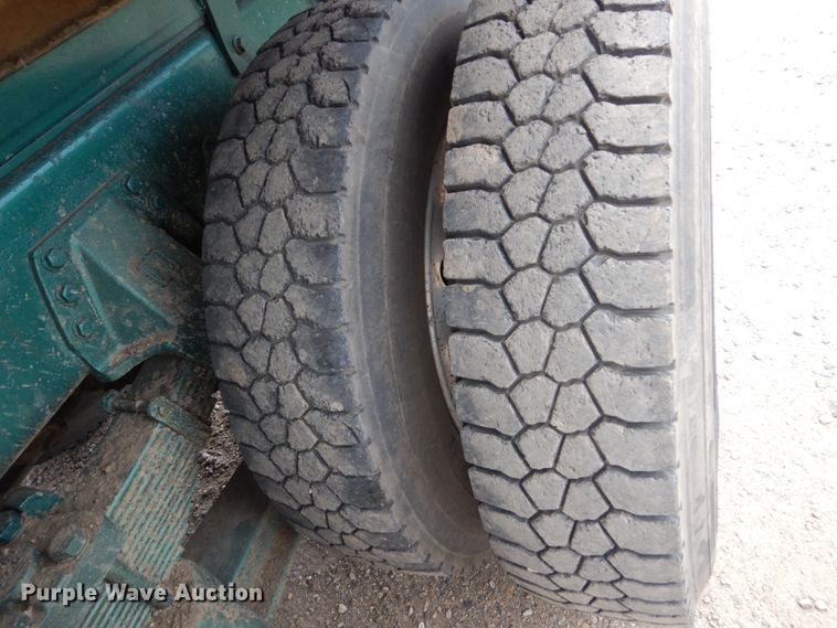 image for item HP9765 1991 Peterbilt 379  dump truck