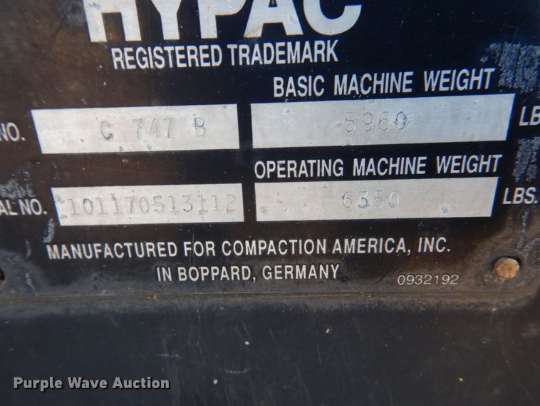 image for item HU9788 1998 Hypac C747B  vibratory double drum roller