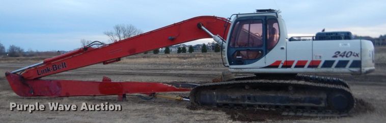 image for item HU9812 2006 Link Belt 240LX  long reach excavator