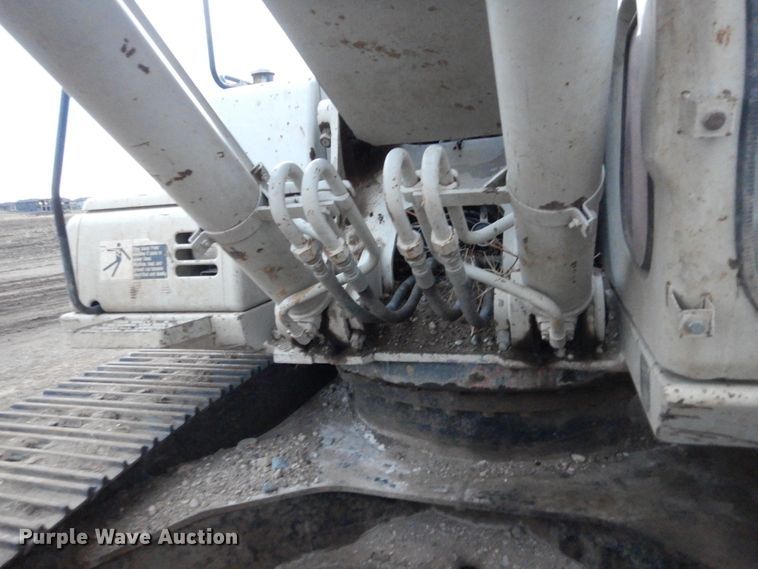 image for item HU9812 2006 Link Belt 240LX  long reach excavator