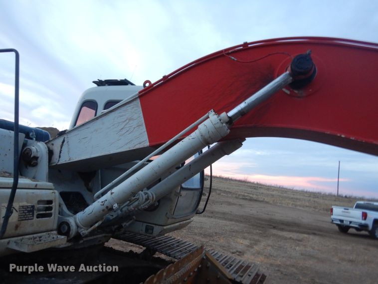 image for item HU9812 2006 Link Belt 240LX  long reach excavator