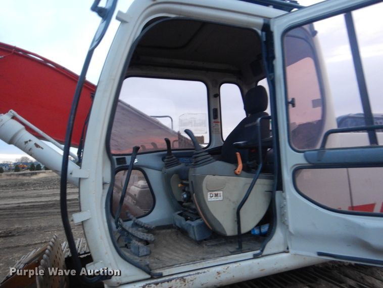 image for item HU9812 2006 Link Belt 240LX  long reach excavator