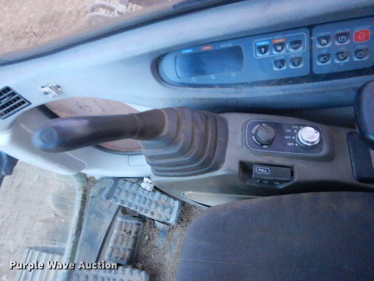 image for item HU9812 2006 Link Belt 240LX  long reach excavator