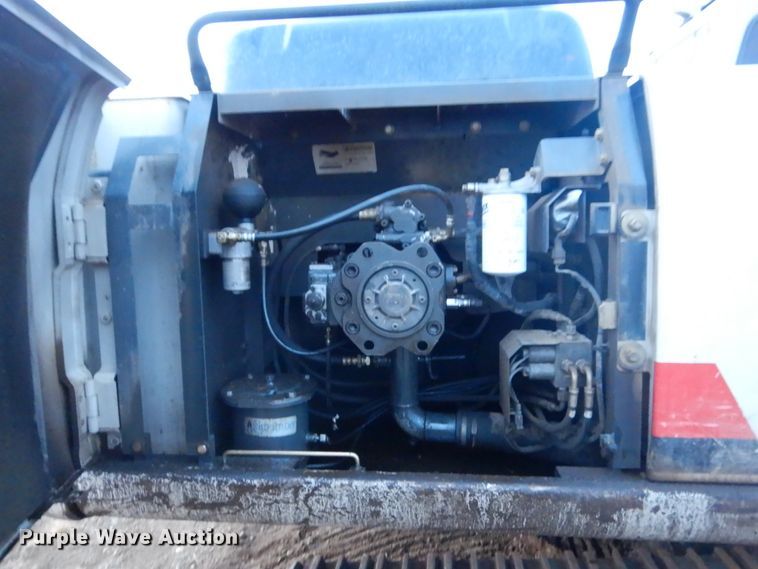 image for item HU9812 2006 Link Belt 240LX  long reach excavator