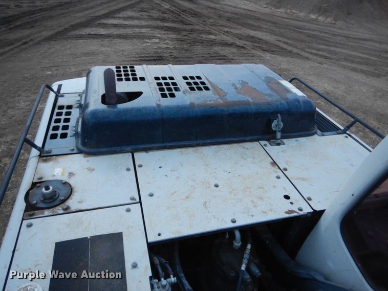 image for item HU9812 2006 Link Belt 240LX  long reach excavator