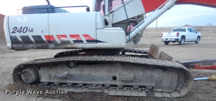image for item HU9812 2006 Link Belt 240LX  long reach excavator