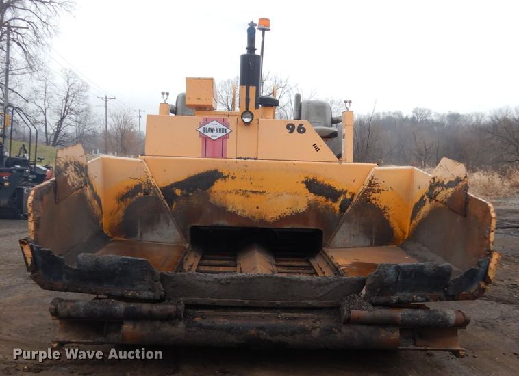 image for item HU9822 1996 Blaw Knox PF-410  paver