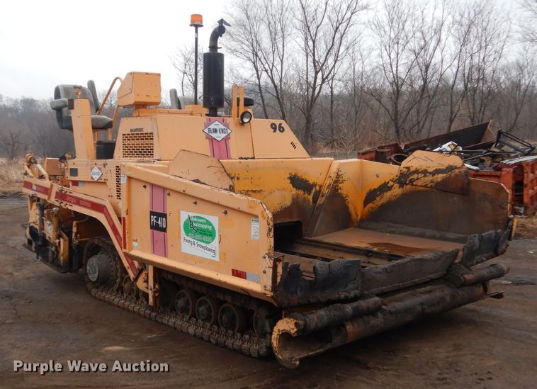 image for item HU9822 1996 Blaw Knox PF-410  paver