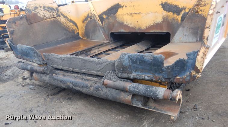 image for item HU9822 1996 Blaw Knox PF-410  paver