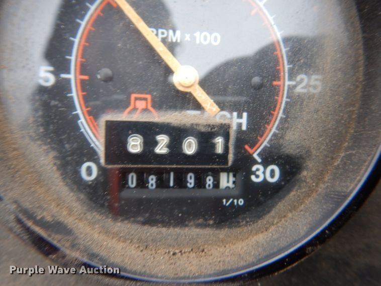 image for item HU9822 1996 Blaw Knox PF-410  paver