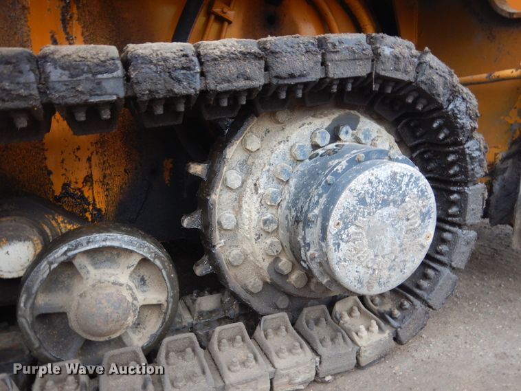 image for item HU9822 1996 Blaw Knox PF-410  paver