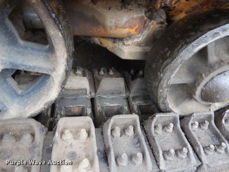 image for item HU9822 1996 Blaw Knox PF-410  paver