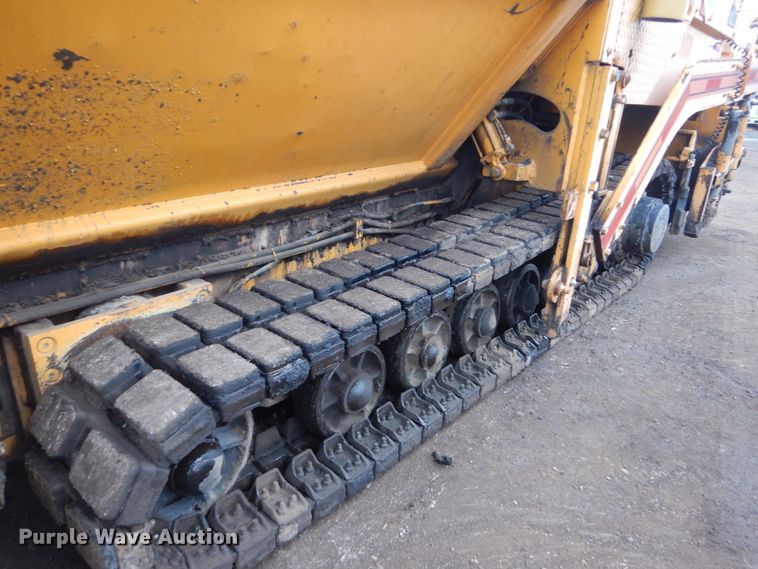 image for item HU9822 1996 Blaw Knox PF-410  paver