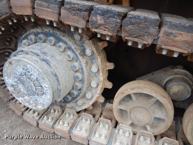 image for item HU9822 1996 Blaw Knox PF-410  paver