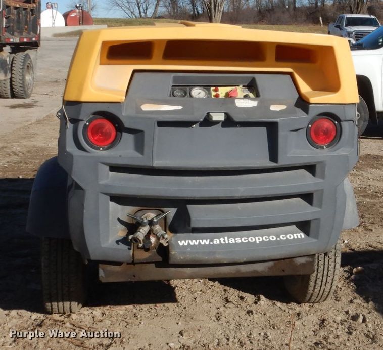 image for item HU9831 Atlas Copco XAS185JD7TTTBV  air compressor