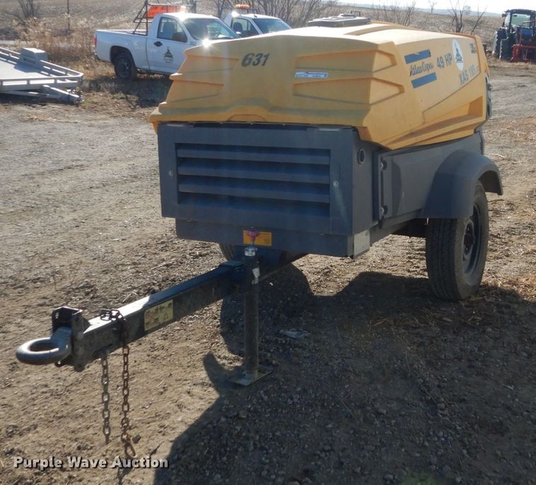 image for item HU9832 Atlas Copco XAS185JD  air compressor