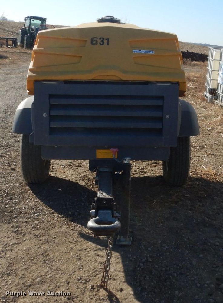 image for item HU9832 Atlas Copco XAS185JD  air compressor