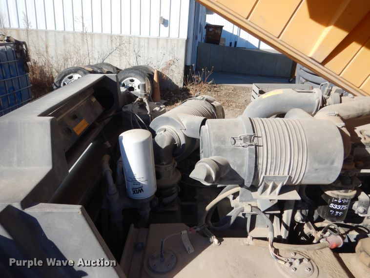 image for item HU9832 Atlas Copco XAS185JD  air compressor