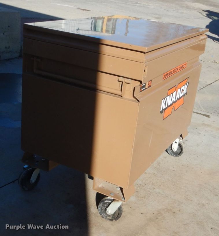 image for item HU9833 Knaack 4830 toolbox