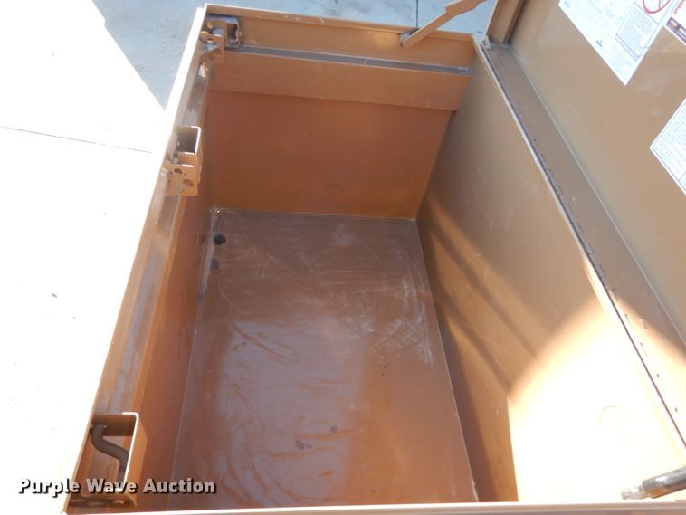 image for item HU9833 Knaack 4830 toolbox