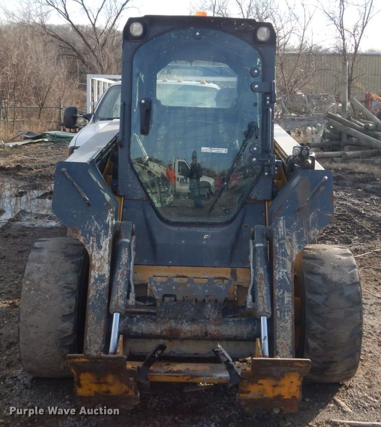 image for item HU9856 2012 John Deere 326D  skid steer loader
